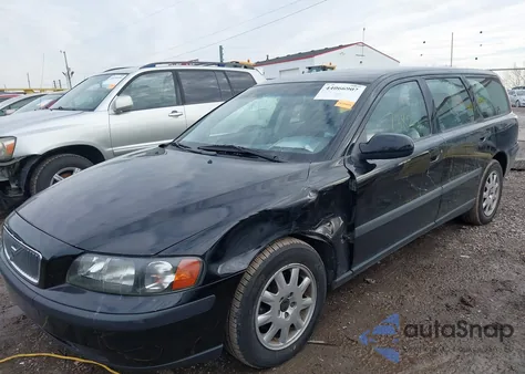 2003 Volvo V70 2.4 из США, поврежденный, VIN YV1SW61T332314084